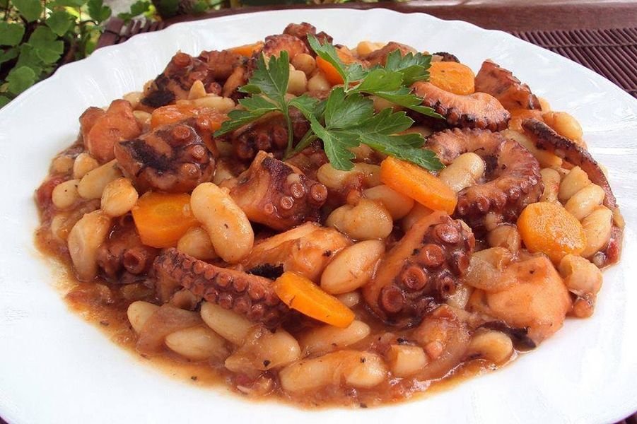 Feijoada de Polvo , fica com um sabor divinal!